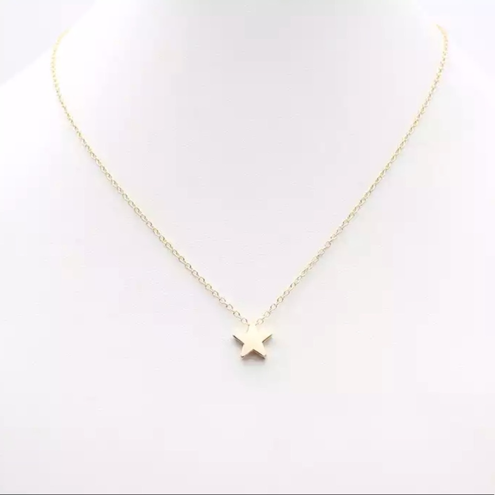 💫 Dainty Silver Star Choker Necklace - Picture 4 of 7